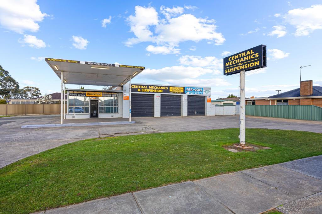 396-398 Forest St, Wendouree, VIC 3355