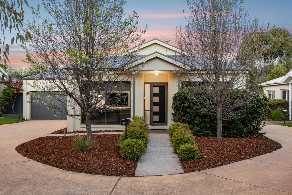 17 IRISH CT, BONBEACH, VIC 3196