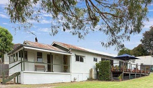 50 Fourth Ave, Rosebud, VIC 3939