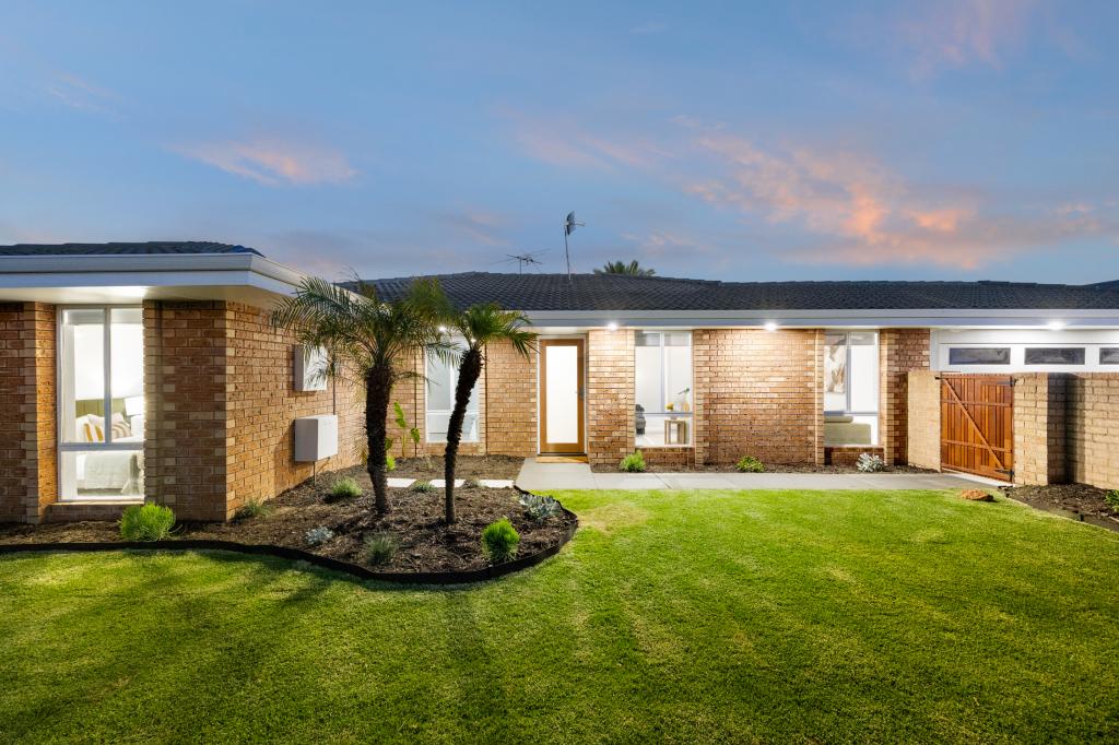 203 Trappers Dr, Woodvale, WA 6026