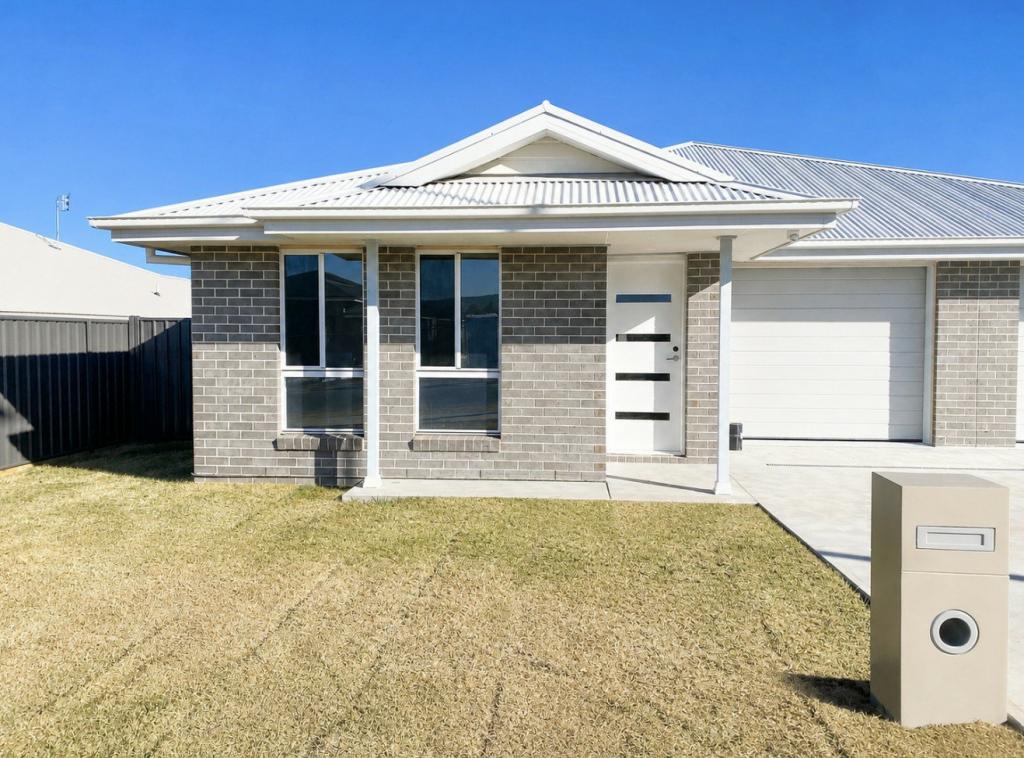 1/23 Cliffdale Pl, Kootingal, NSW 2352
