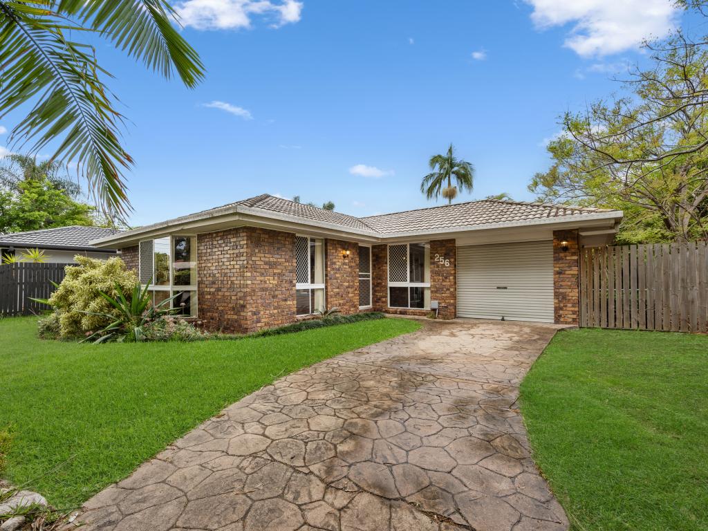 256 Henty Dr, Redbank Plains, QLD 4301