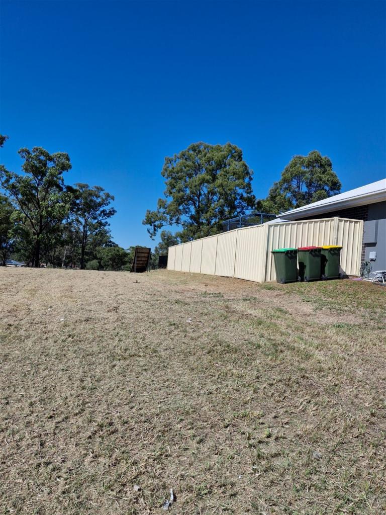 8 PINEHURST TCE, CESSNOCK, NSW 2325