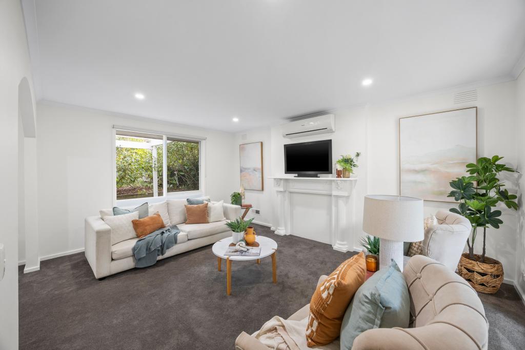 32 Old Orchard Dr, Wantirna South, VIC 3152