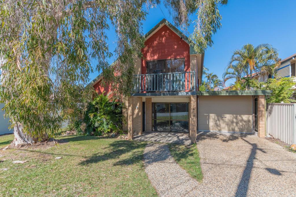 3 Ellen St, Woody Point, QLD 4019