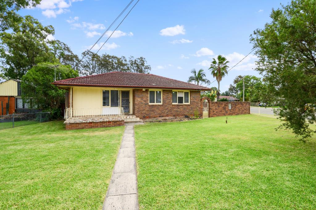 30 Sorensen Cres, Blackett, NSW 2770