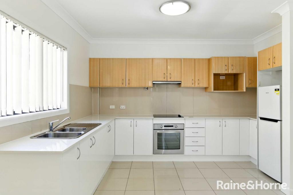 3/7 Shortland St, Point Frederick, NSW 2250