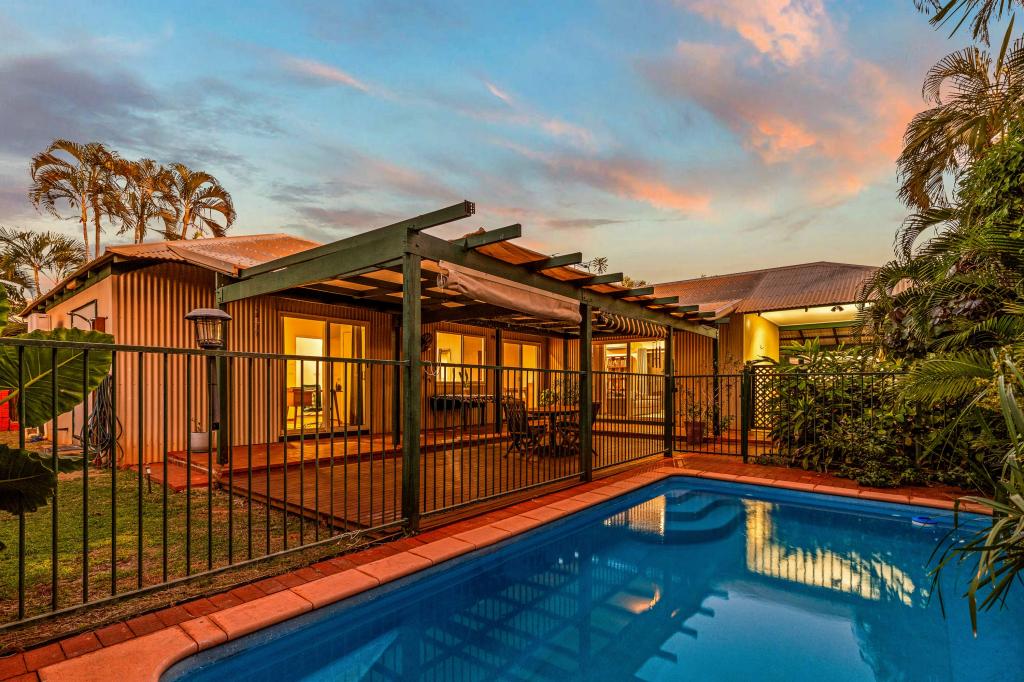 11a Hawkes Pl, Cable Beach, WA 6726
