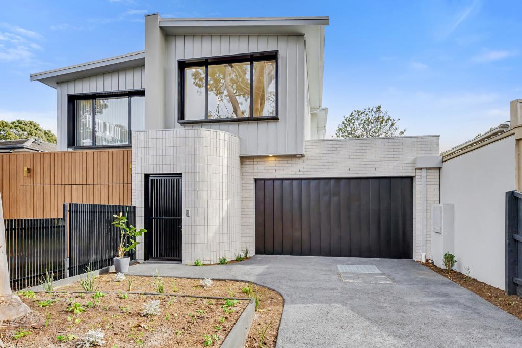 123B OAK ST, BEAUMARIS, VIC 3193