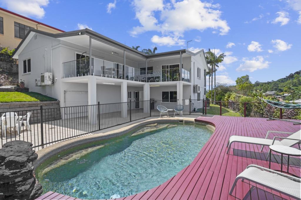 34 Pheasant St, Bayview Heights, QLD 4868