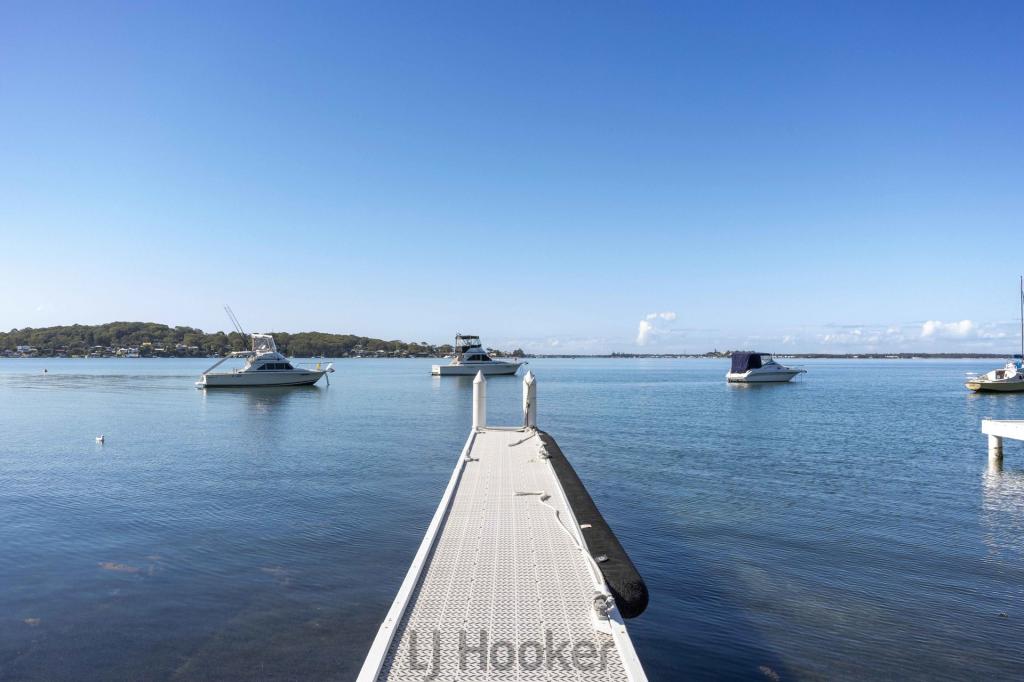 8 Cabarita Lane, Fishing Point, NSW 2283