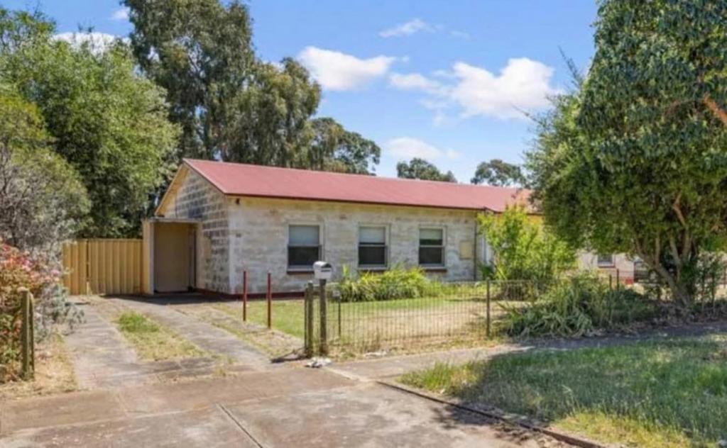 38 Mofflin Rd, Elizabeth Grove, SA 5112
