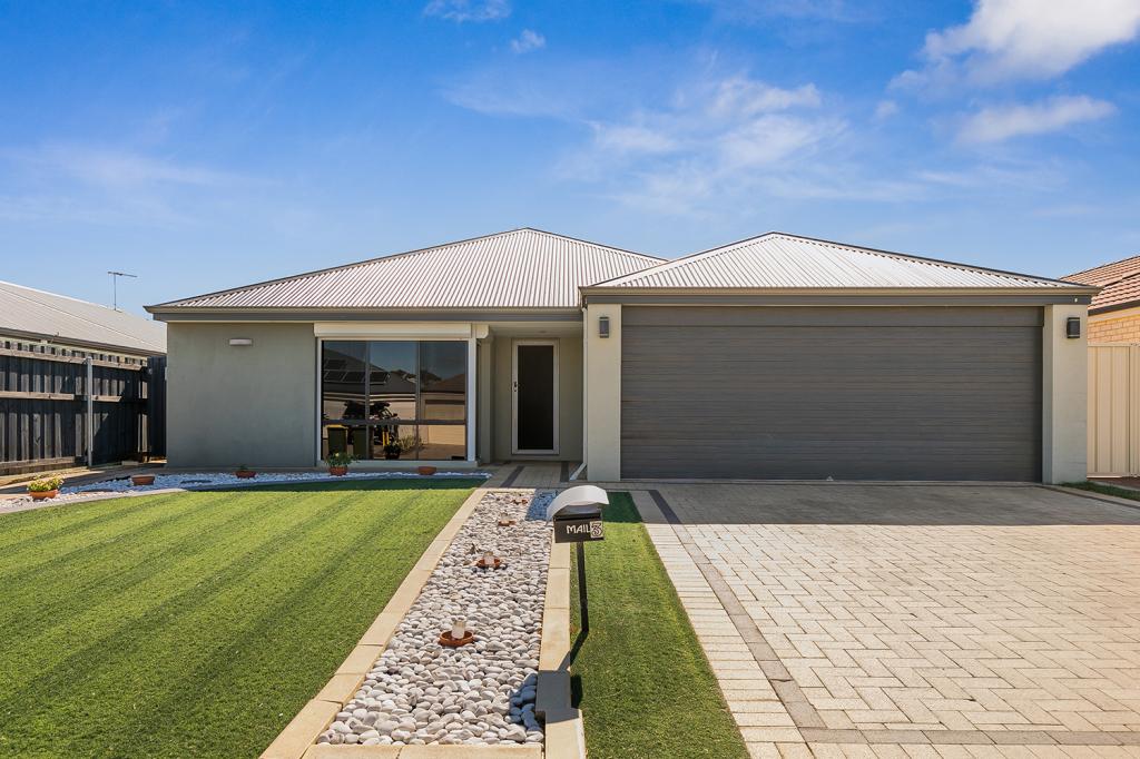 3 Garnet Way, Wellard, WA 6170