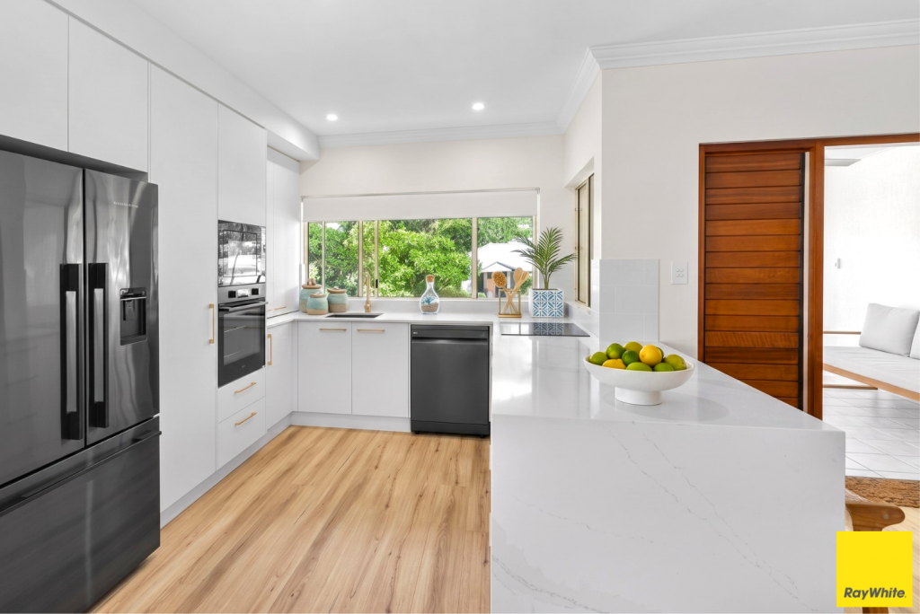 3/34 OLIVA ST, PALM COVE, QLD 4879