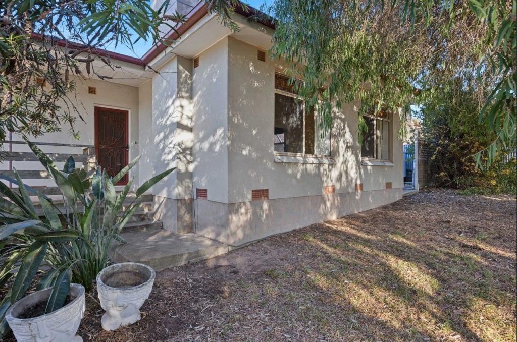 24 Carfax St, Port Elliot, SA 5212