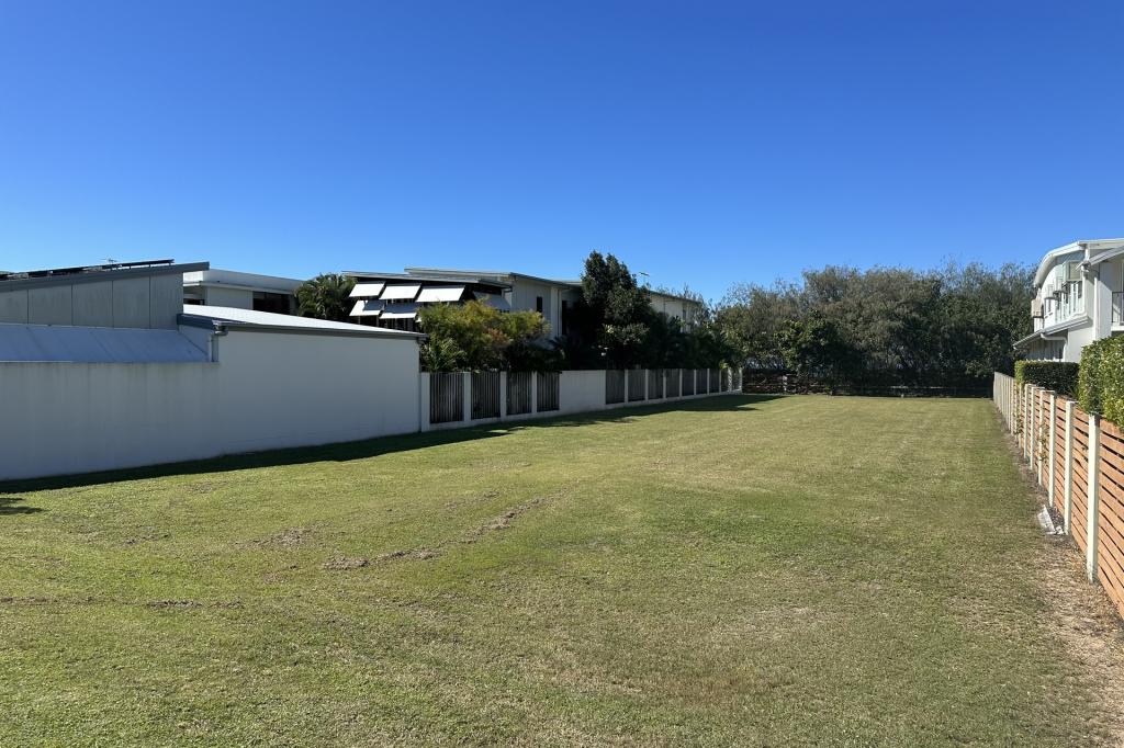 8 Marina Beach Pde, Mackay Harbour, QLD 4740