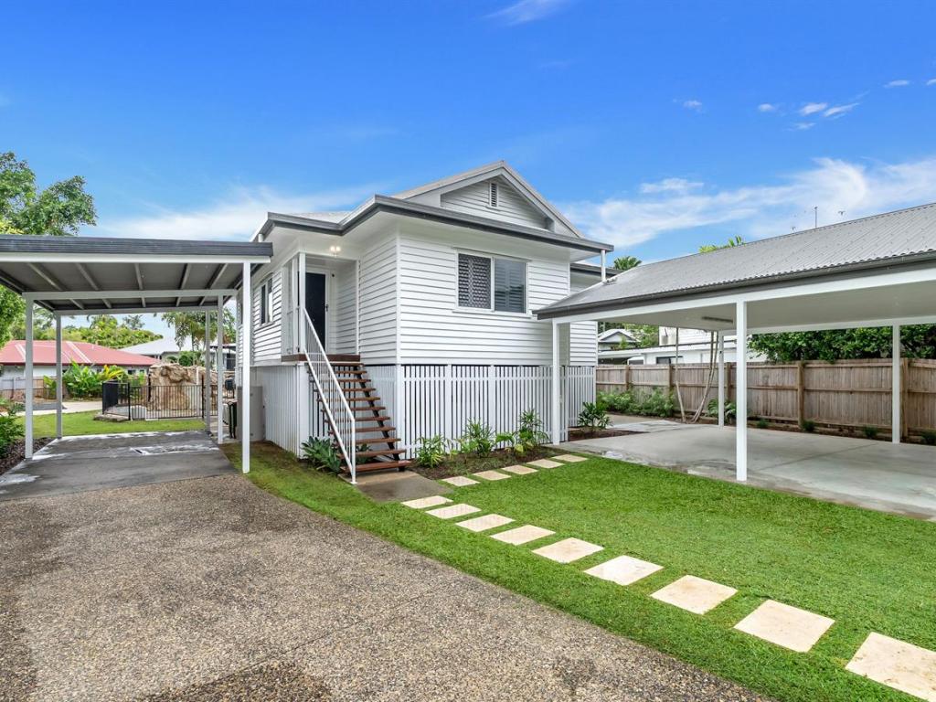 7 Hoad St, Earlville, QLD 4870