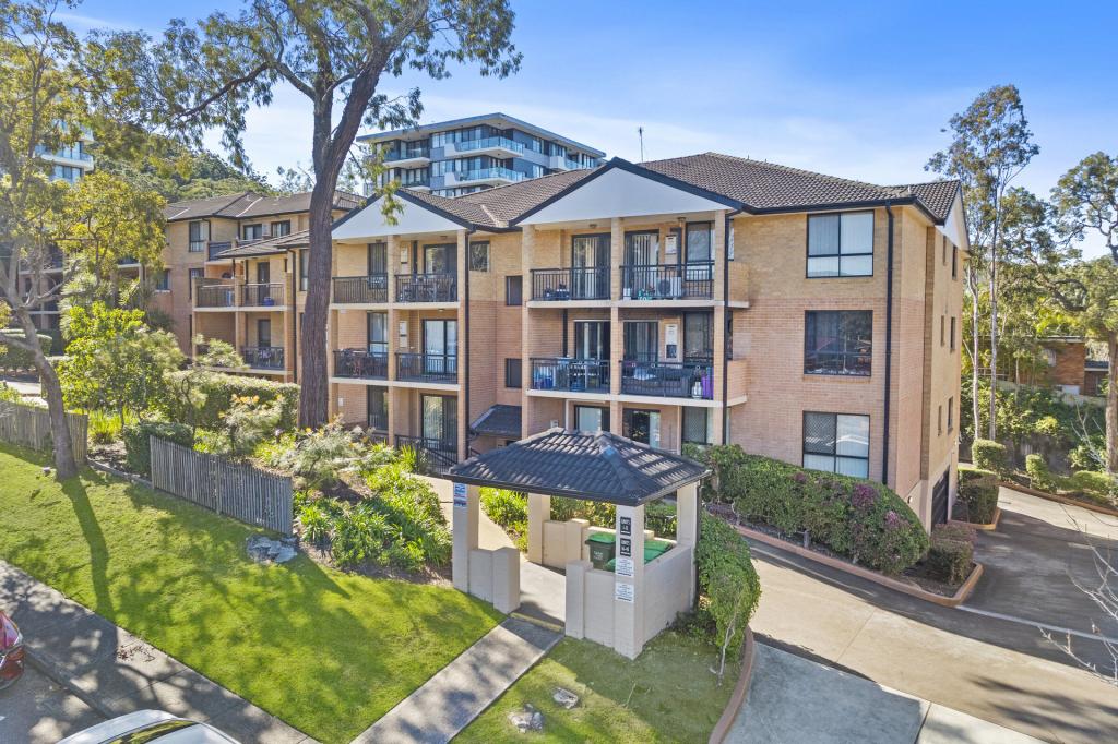 25/1 Batley St, Gosford, NSW 2250