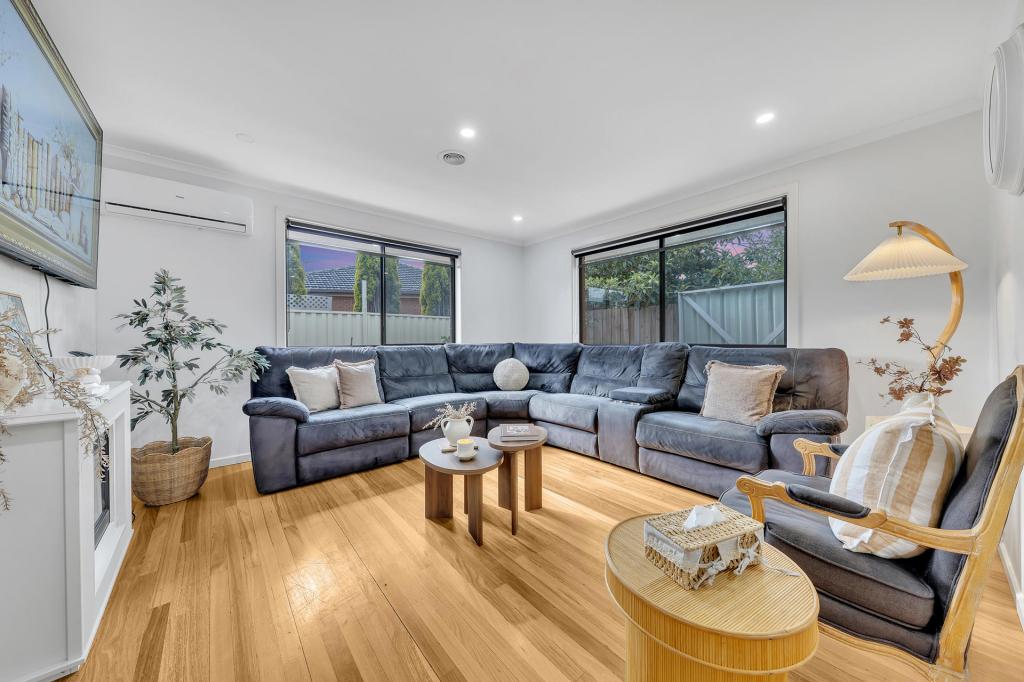 2/3 Binnak Ct, Meadow Heights, VIC 3048