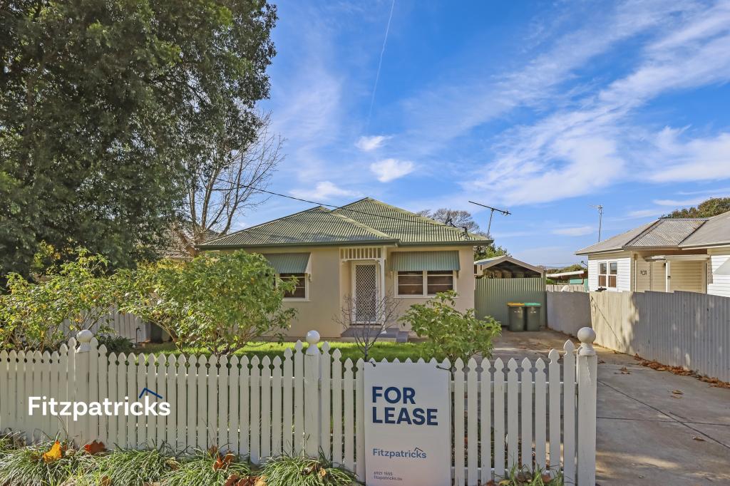 99 Grove St, Kooringal, NSW 2650