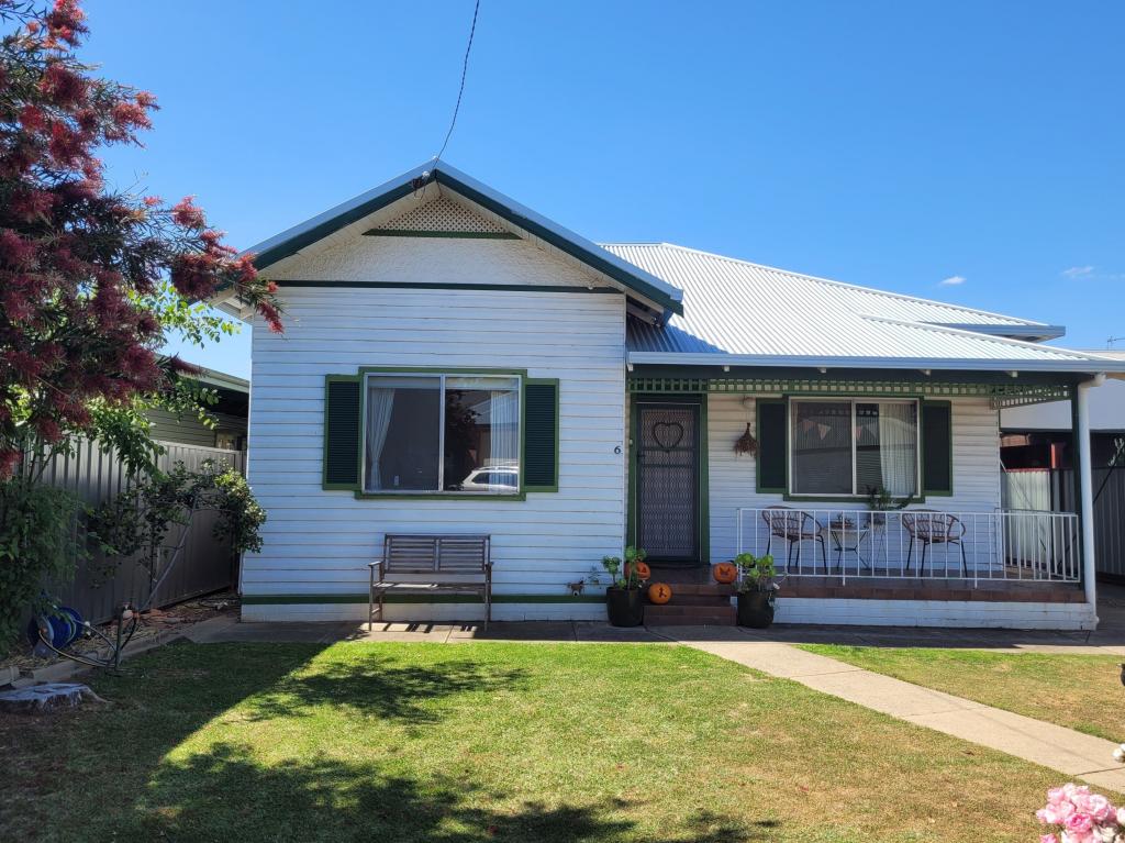 6 SALMON ST, WAGGA WAGGA, NSW 2650