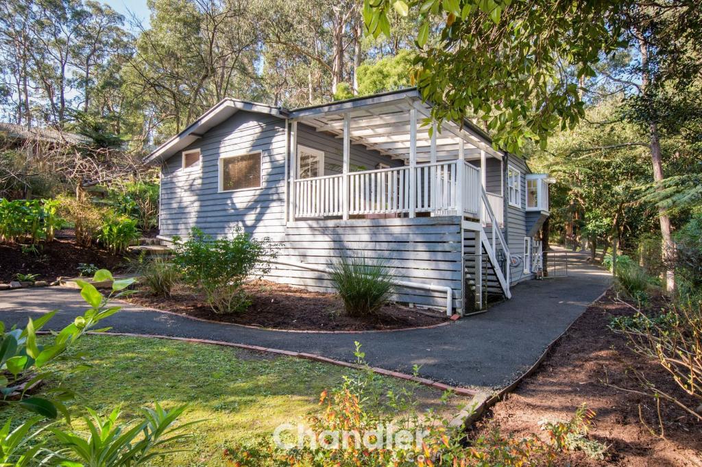 11 Charles St, Selby, VIC 3159