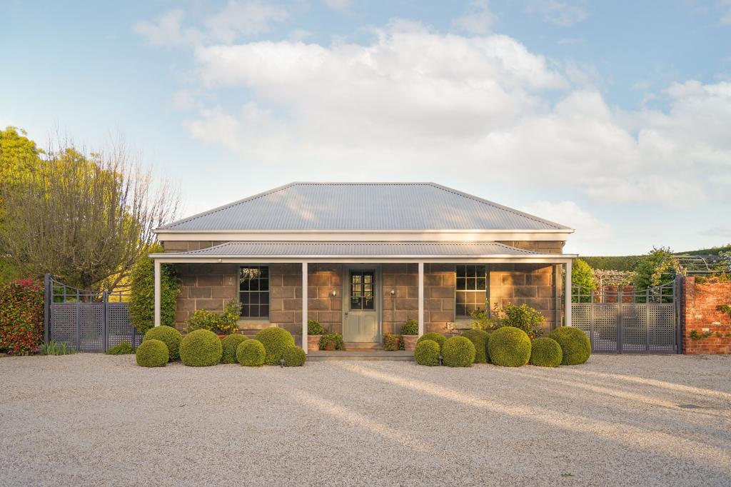 96 Fiddlers Green Rd, Kyneton, VIC 3444