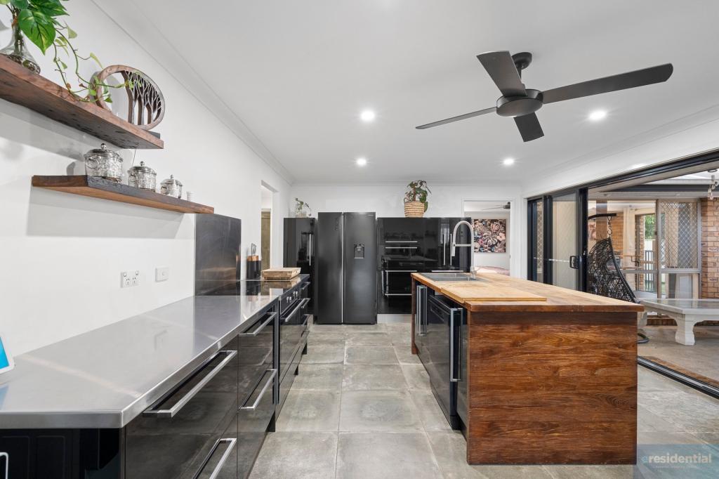 6 Black Diamond Cres, Edens Landing, QLD 4207
