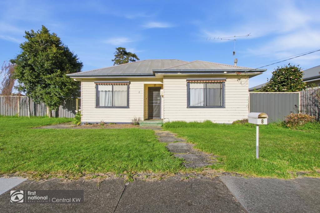 8 Brock St, Moe, VIC 3825