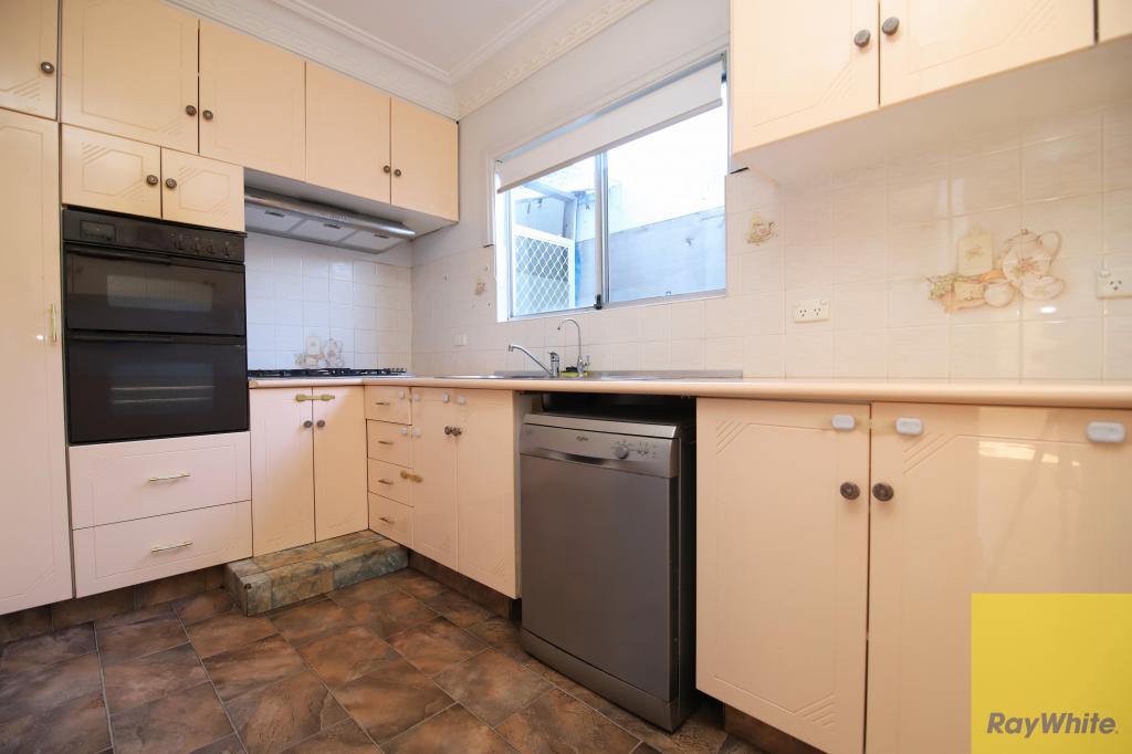 1/51 HECTOR ST, SEFTON, NSW 2162