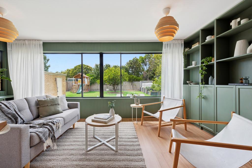 10 MILLIS AVE, BENTLEIGH EAST, VIC 3165