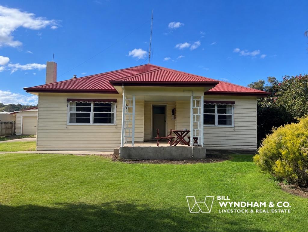 130 FINDLAY ALEXANDER LANE, IGUANA CREEK, VIC 3875