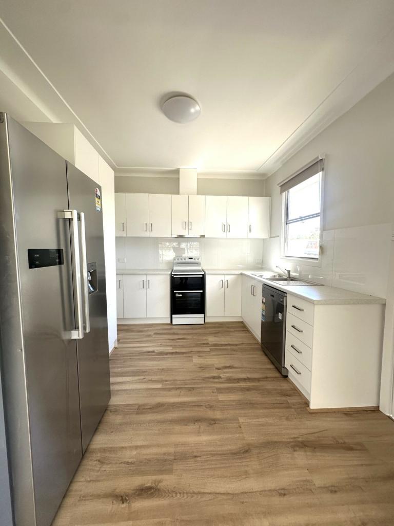 93 Kookora St, Griffith, NSW 2680