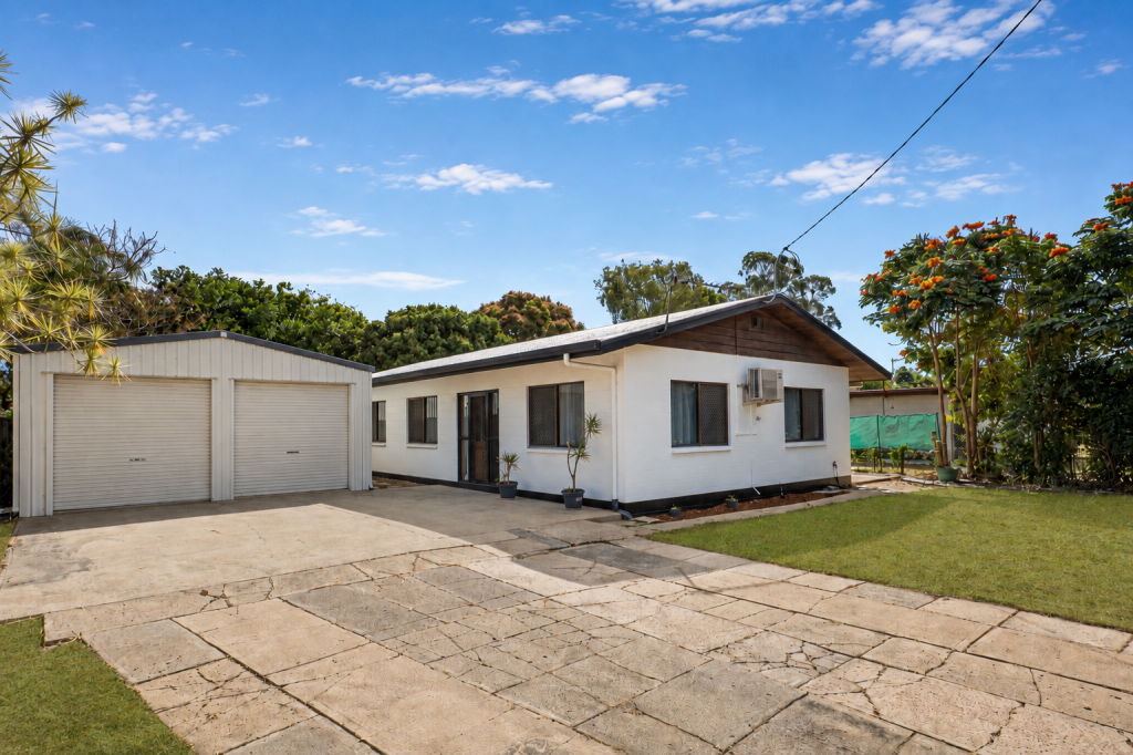 1507 Riverway Dr, Kelso, QLD 4815