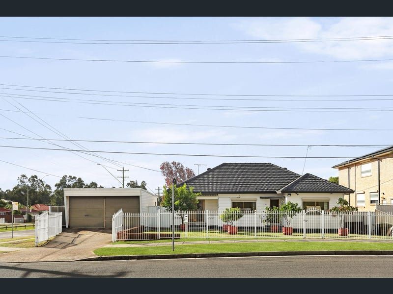 47 Ferngrove Rd, Canley Heights, NSW 2166