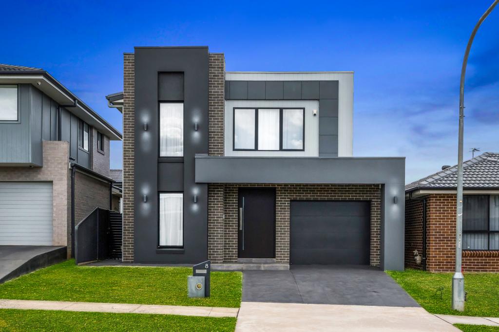 8 SEVENTEENTH AVE, AUSTRAL, NSW 2179