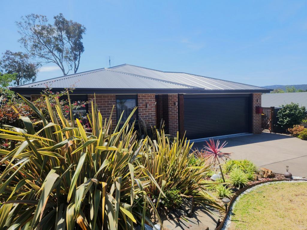 12 Millbank Way, Bega, NSW 2550