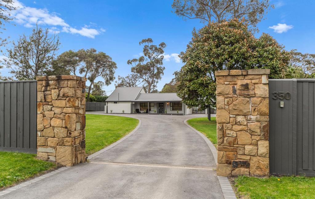 350 ROBINSONS RD, LANGWARRIN SOUTH, VIC 3911