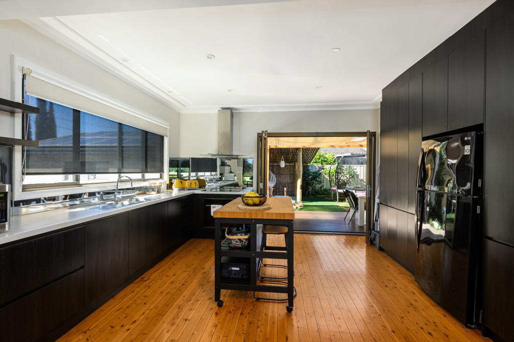 2a Chuter Ave, Monterey, NSW 2217
