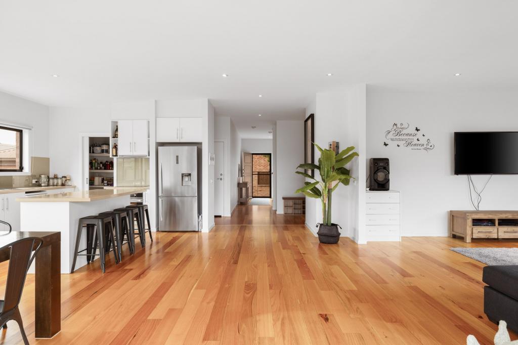 35b Jenner Ave, Cowes, VIC 3922