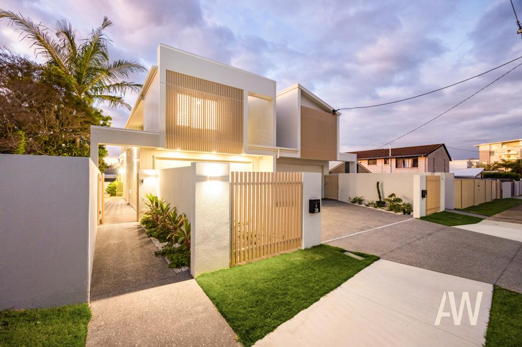 38B OKINJA RD, ALEXANDRA HEADLAND, QLD 4572