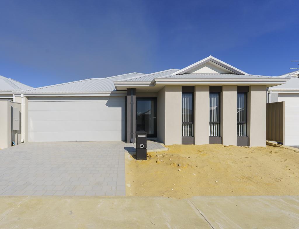 17 MARRIOTT ST, YANCHEP, WA 6035