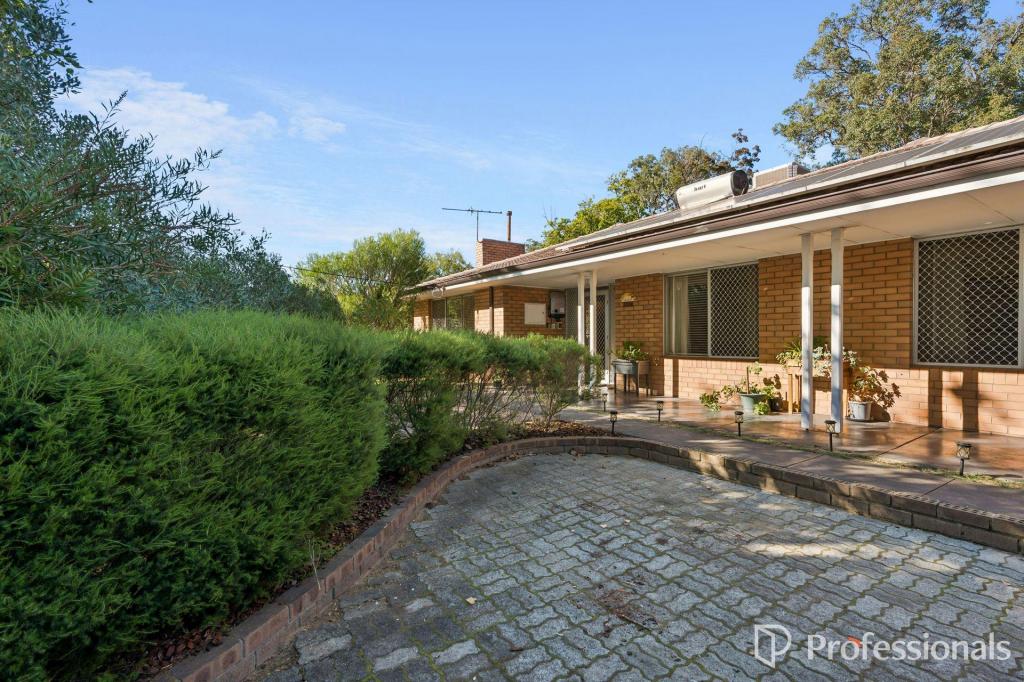 7 Stevington St, Kelmscott, WA 6111