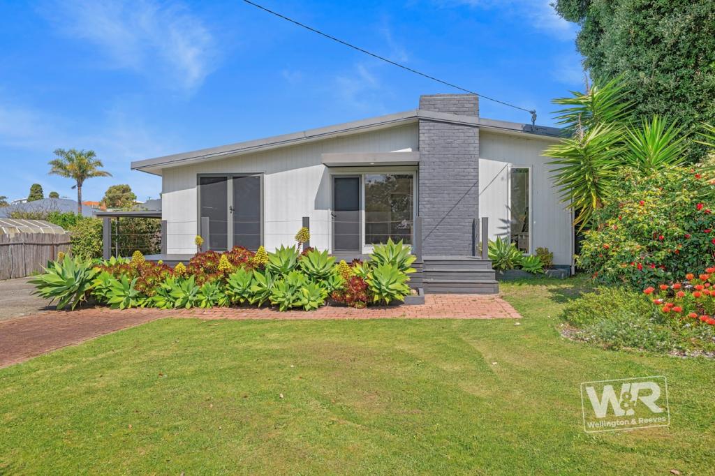 6 Collingwood Rd, Mira Mar, WA 6330