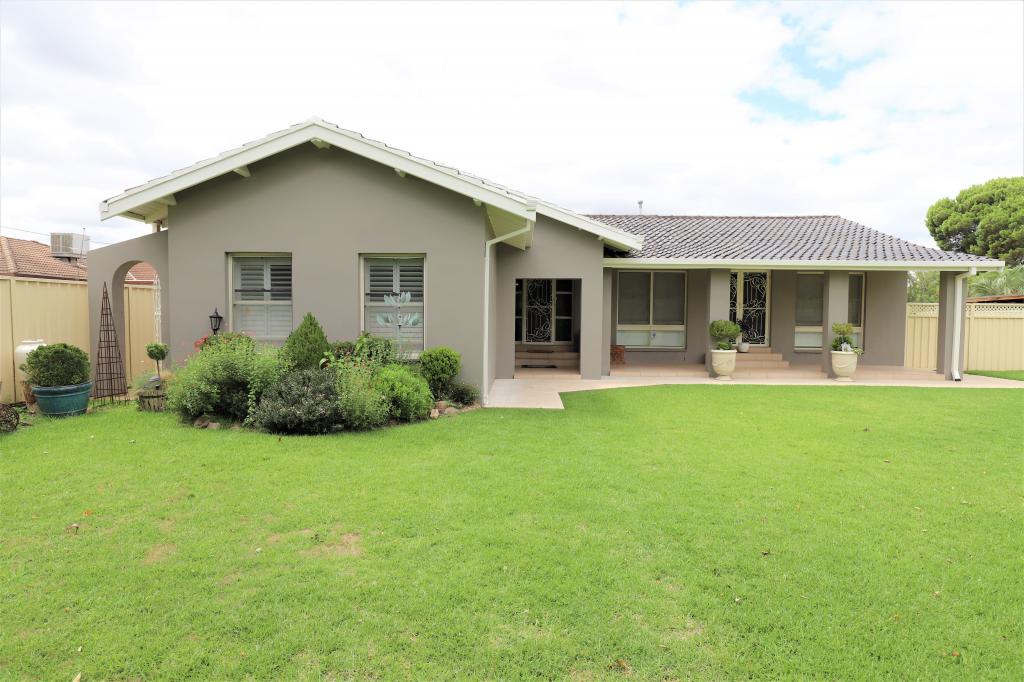 3 Cutler Ave, Cootamundra, NSW 2590