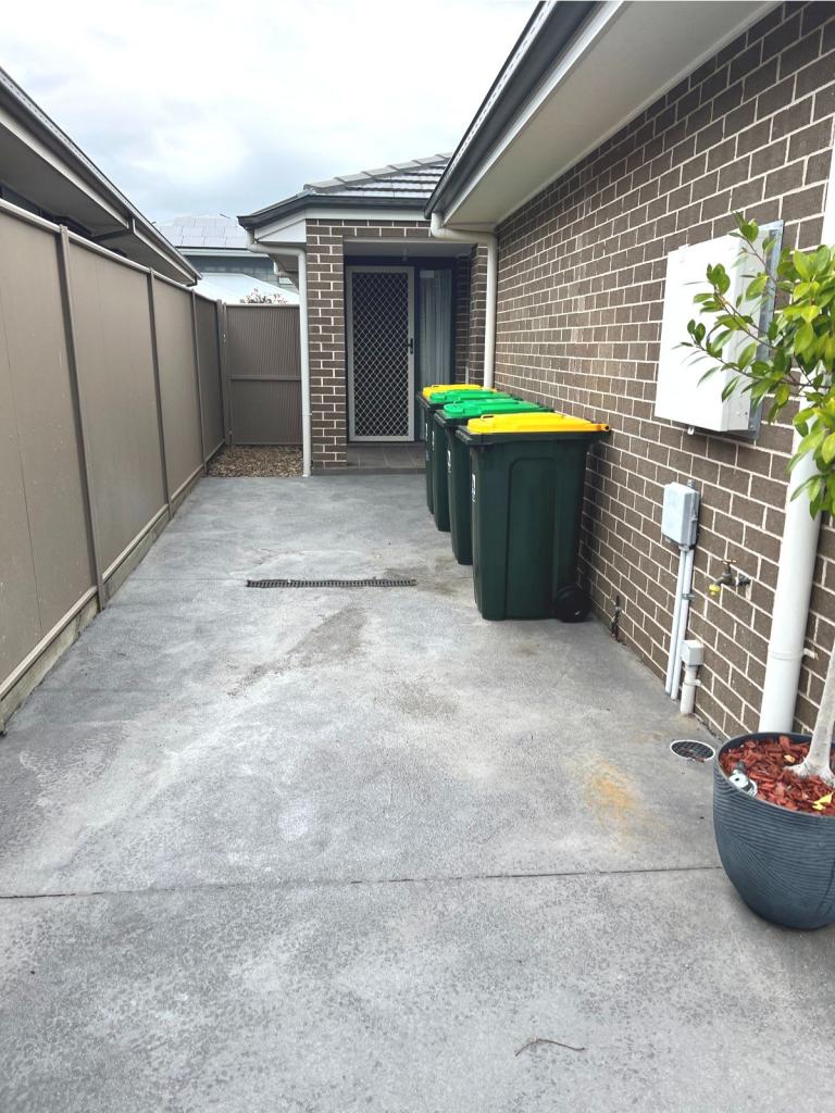 10b Owens St, Spring Farm, NSW 2570