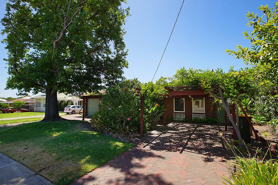 230 French St, Tuart Hill, WA 6060