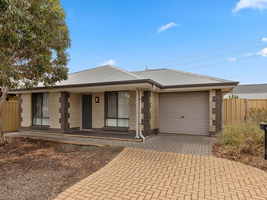 13 Admiral Pde, Seaford Meadows, SA 5169