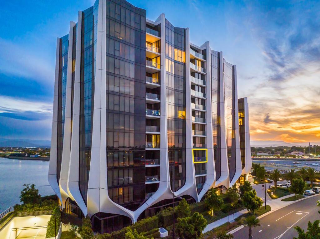 1404/2 The Lanes Bvd, Mermaid Waters, QLD 4218