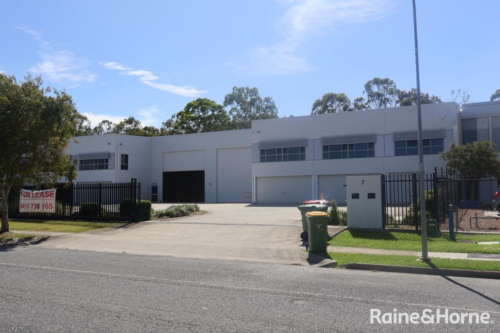 7 Harrington St, Arundel, QLD 4214